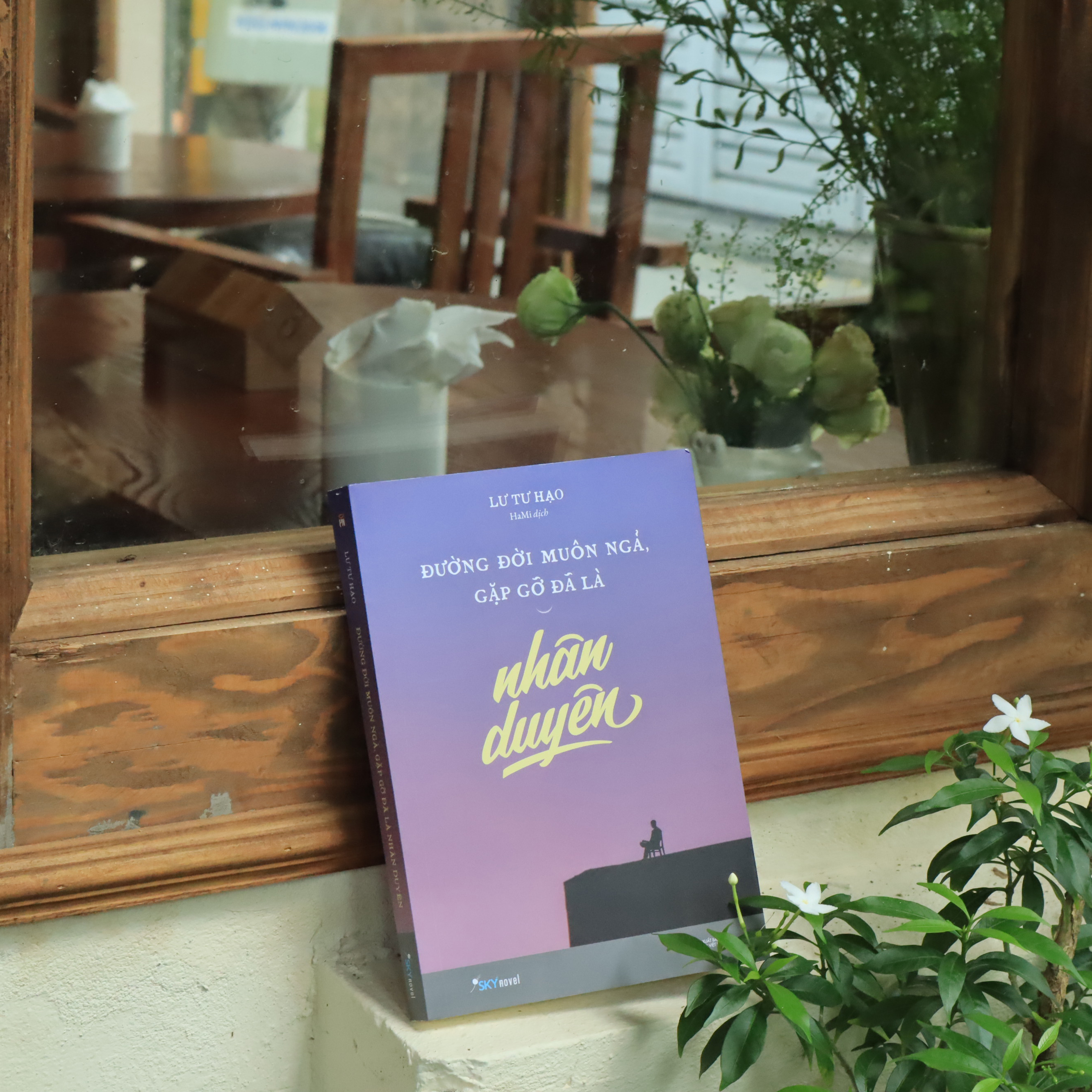 đường đời muôn ngả, gặp gỡ đã là nhân duyên - tặng kèm bookmark - Ảnh 3