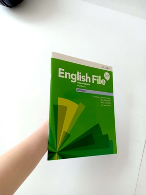 english file 4th edition: intermediate: workbook with key - Ảnh 17