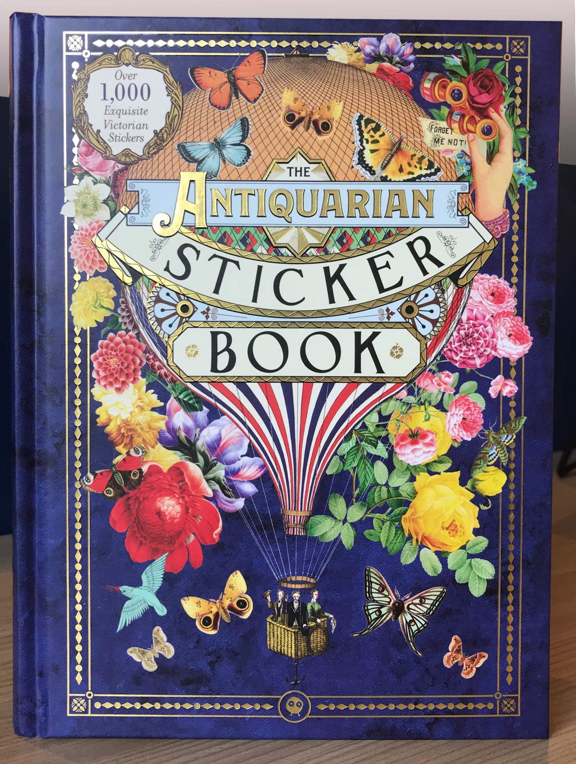 the antiquarian sticker book: over 1,000 exquisite victorian stickers - Ảnh 5